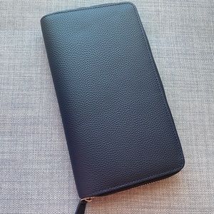 Mark and Graham travel jewelry holder